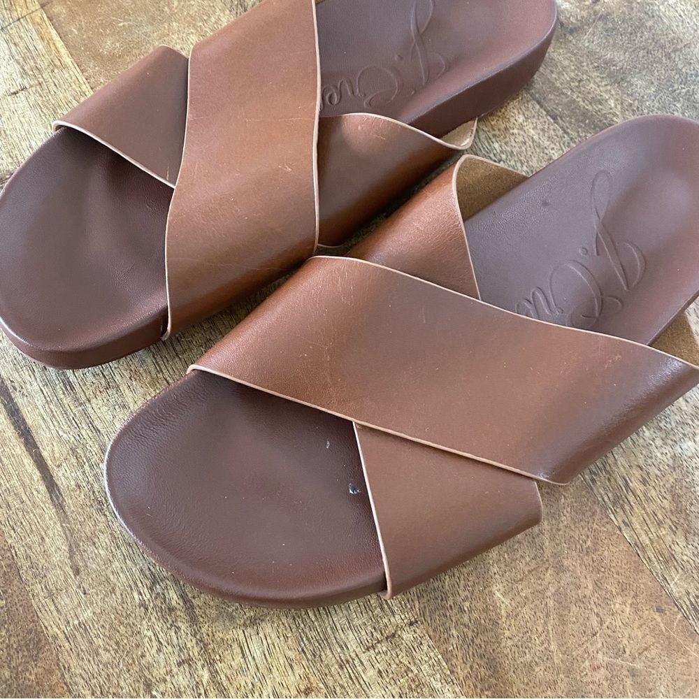 J Crew brown crisscross, comfort, flat sandals, 10.5.